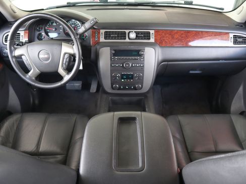 Used 2014 GMC Yukon SLT image 15