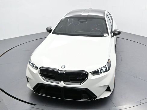 Used 2025 BMW M5 w/ Carbon Package AWD/4WD image 45