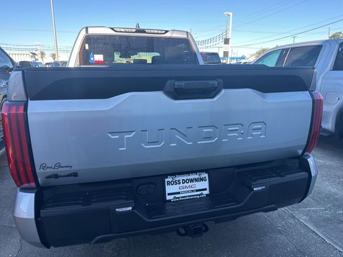 Used 2025 Toyota Tundra SR w/ SR Tow Package image 5