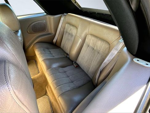 Used 2004 Chrysler Sebring LXi image 27