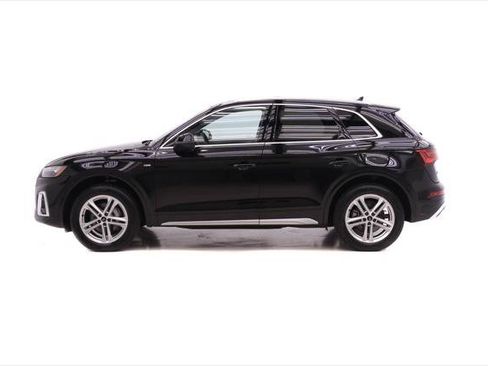 Certified 2023 Audi Q5 e Premium Plus w/ Premium Plus Package AWD/4WD image 3