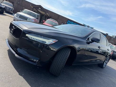 Used 2018 Volvo S90 T5 Momentum w/ Convenience Package FWD image 48