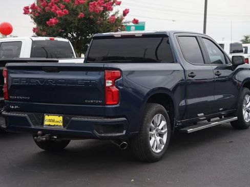 Used 2020 Chevrolet Silverado 1500 Custom w/ Custom Value Package RWD image 6