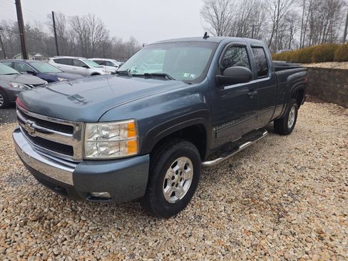 Used 2008 Chevrolet Silverado 1500 LT w/ Power Pack Plus AWD/4WD image 11