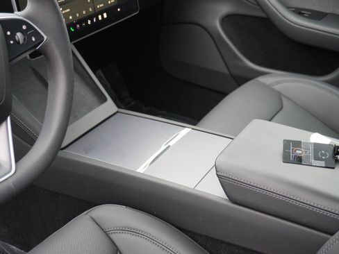 Used 2024 Tesla Model 3 Long Range image 22