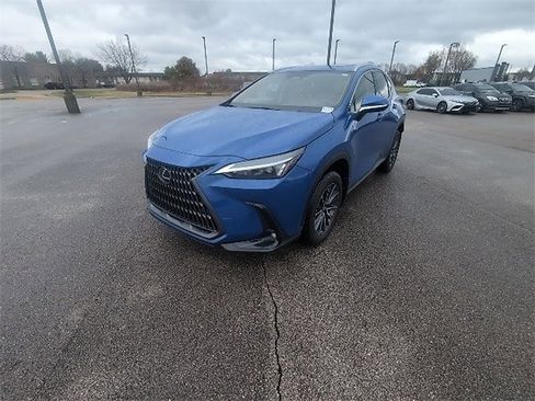 Certified 2025 Lexus NX 350 AWD image 7