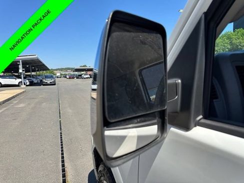 Used 2018 Nissan NV 3500 SV w/ Navigation Package RWD image 42