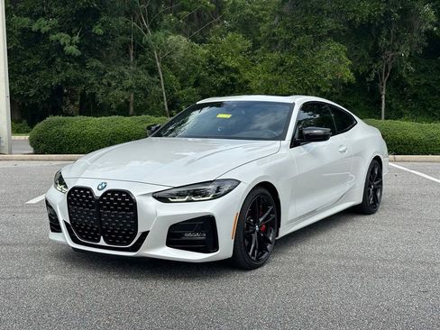 Used 2022 BMW 430i Coupe w/ M Sport Package RWD image 1