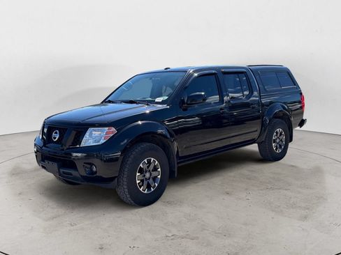 Used 2017 Nissan Frontier PRO-4X AWD/4WD image 1