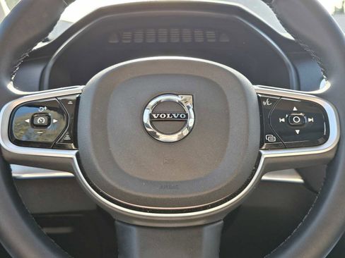 Certified 2025 Volvo XC90 B5 Core image 26