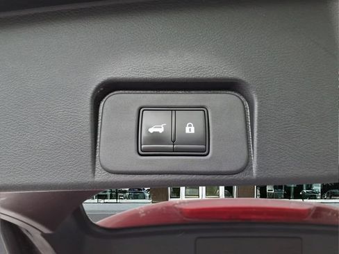 Used 2023 Nissan Rogue SV w/ SV Premium B Package AWD/4WD image 13