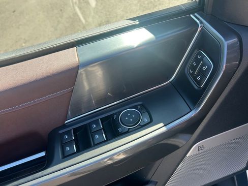 Used 2023 Ford F150 Lariat w/ Equipment Group 502A High image 23