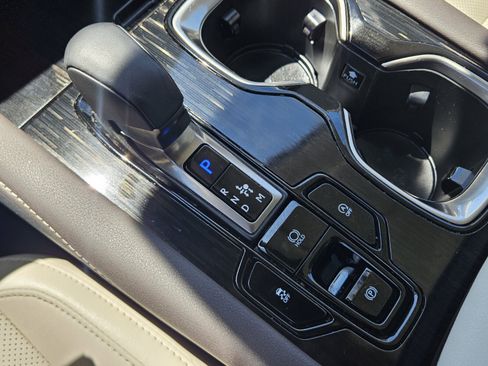 Used 2024 Lexus RX 350 FWD w/ Technology Package image 26