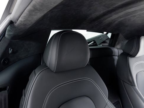 Used 2015 Audi R8 Competition image 36