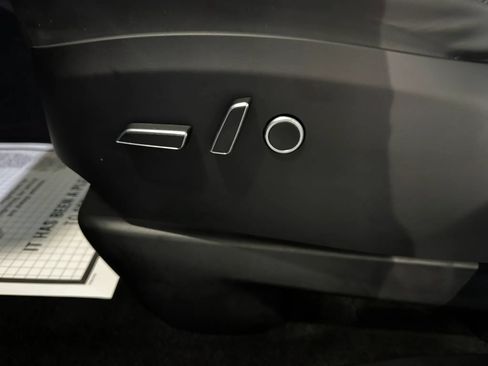 Used 2022 Tesla Model X Plaid AWD/4WD image 13