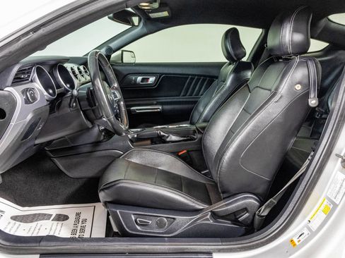 Used 2019 Ford Mustang GT Premium RWD image 23