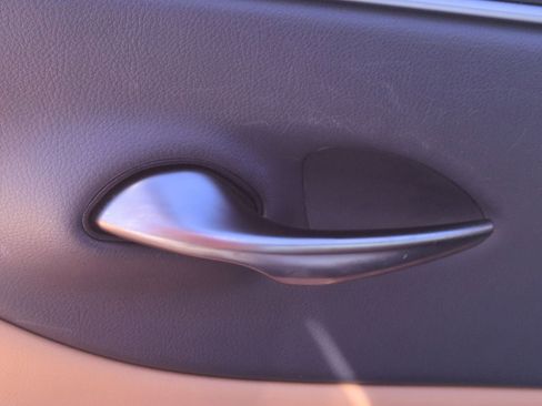 Certified 2025 Lexus ES 350 image 15