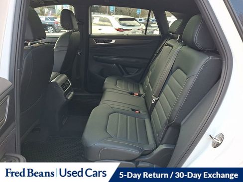 Certified 2025 Volkswagen Atlas Cross Sport SEL R-Line image 11