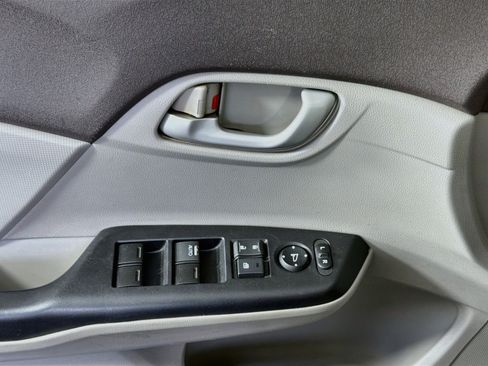 Used 2012 Honda Civic LX image 15