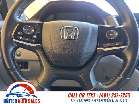 Used 2020 Honda Pilot Touring image 18