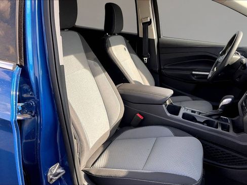 Used 2019 Ford Escape SE FWD image 29