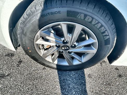 Used 2020 Kia Optima LX image 13