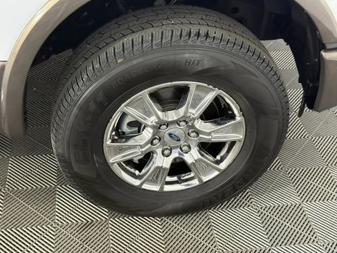 Used 2016 Ford F150 Lariat w/ Equipment Group 502A Luxury image 11