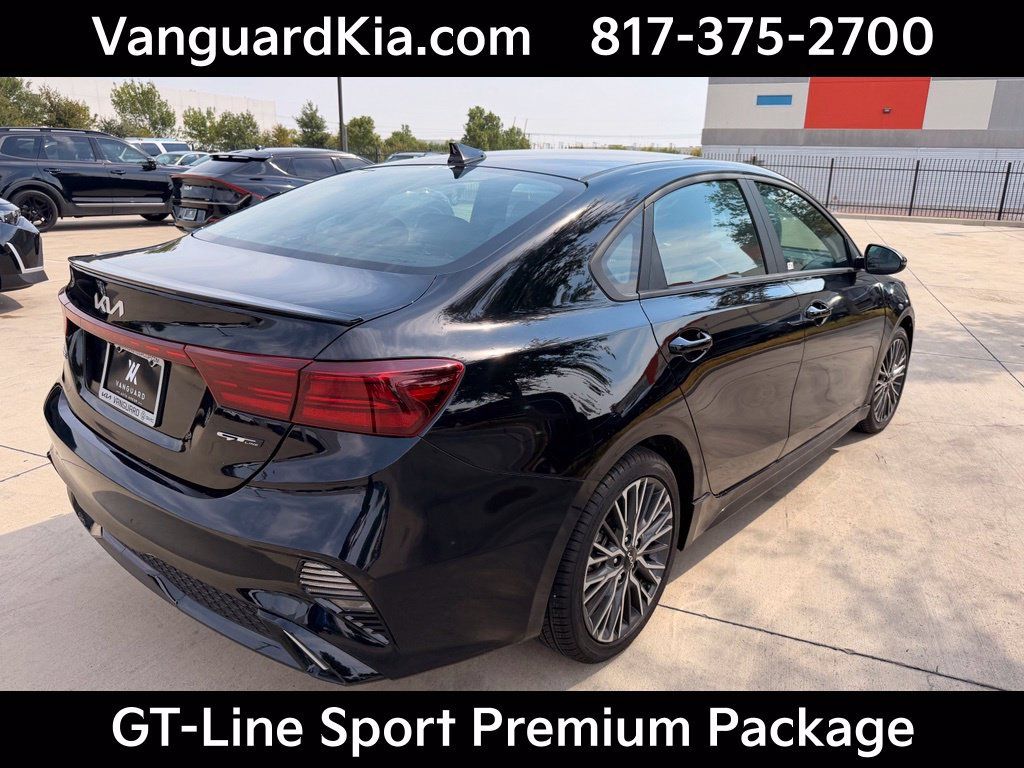 Certified 2024 Kia Forte GT-Line w/ GT-Line Premium Package FWD image 4