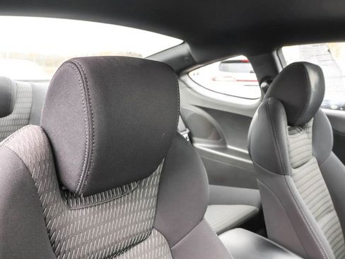 Used 2013 Hyundai Genesis 2.0T image 33