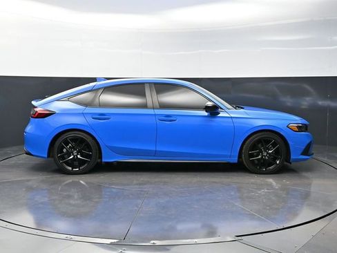 Used 2023 Honda Civic Sport image 4