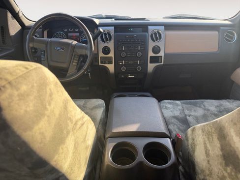 Used 2012 Ford F150 XLT w/ XLT Chrome Pkg image 10
