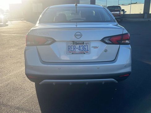 Used 2023 Nissan Versa S w/ S Plus Package image 22