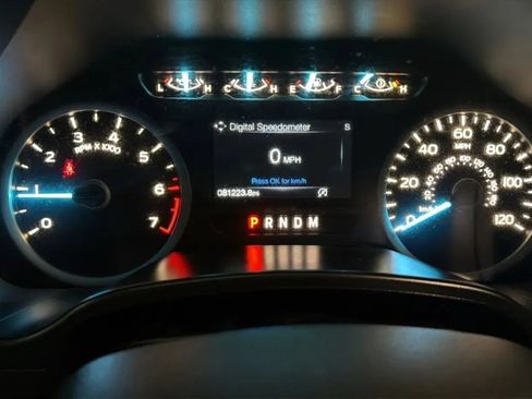 Used 2018 Ford F150 XLT w/ Equipment Group 302A Luxury AWD/4WD image 11
