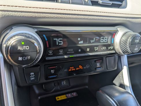 Used 2023 Toyota RAV4 Limited AWD/4WD image 26