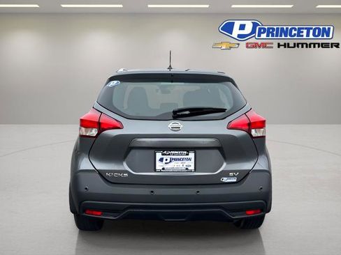 Used 2020 Nissan Kicks SV FWD image 6