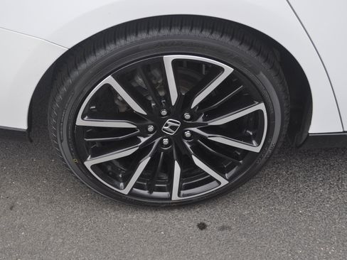Certified 2024 Honda Accord Touring image 9