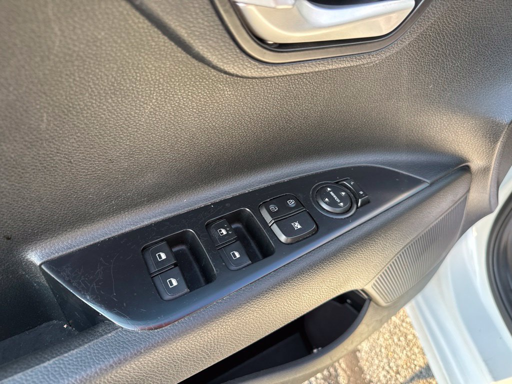 Used 2020 Kia Rio S FWD image 23