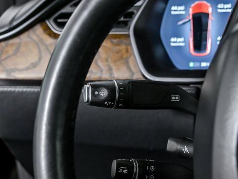 Used 2018 Tesla Model X 100D image 25