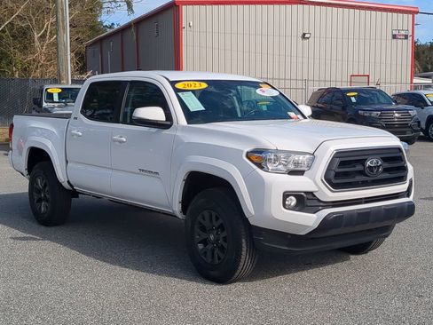 Used 2023 Toyota Tacoma SR5 image 11