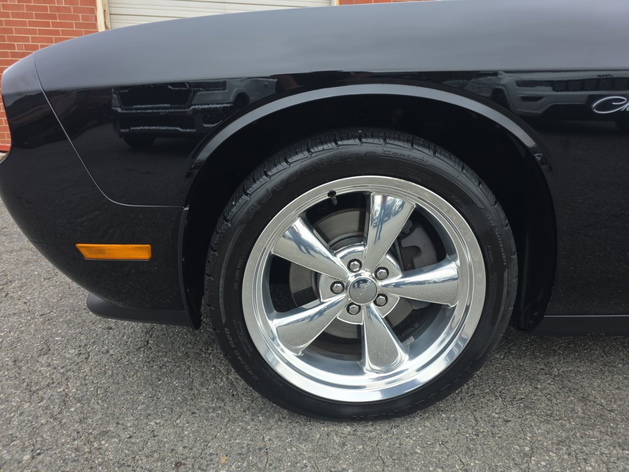 Used 2011 Dodge Challenger R/T RWD image 9