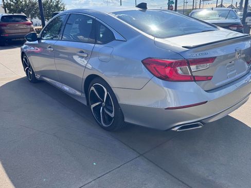 Used 2021 Honda Accord Sport Special Edition image 9