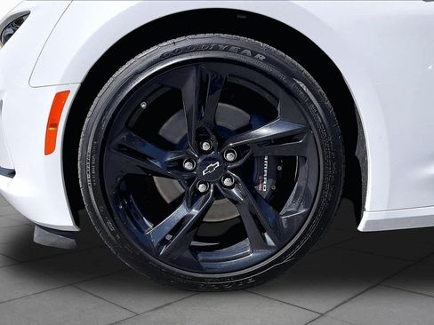 Used 2023 Chevrolet Camaro LT w/ RS Package RWD image 10
