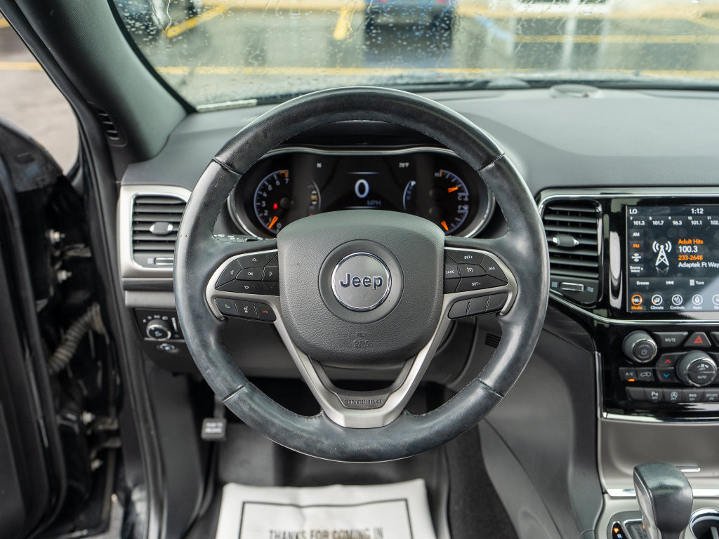 Used 2021 Jeep Grand Cherokee Laredo X AWD/4WD image 22