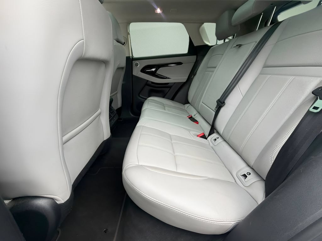 Used 2024 Land Rover Range Rover Evoque S AWD/4WD image 18