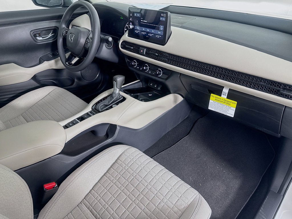 Certified 2026 Honda HR-V LX image 38