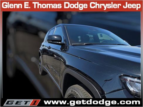 Certified 2025 Jeep Grand Cherokee Altitude AWD/4WD image 6