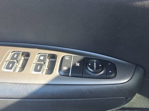 Used 2020 Kia Optima LX FWD image 18