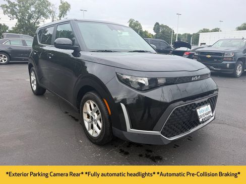 Used 2023 Kia Soul LX w/ Option Group 015 FWD image 5