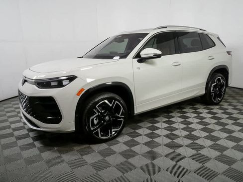 New 2026 Volkswagen Tiguan SEL R-Line AWD/4WD image 29