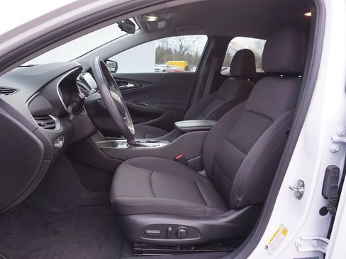 Certified 2022 Chevrolet Malibu LT w/ Redline Edition image 10